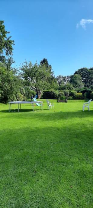 Sycamore Lodge Kent With Ev Zappi Type 2, Swimming Pool For A Fee Sellindge Exterior photo